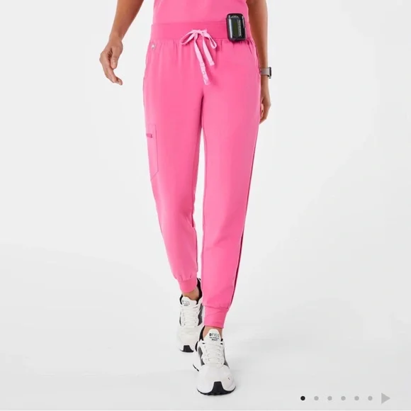 Figs Women's Pink Figs Set - Picture 6 of 9